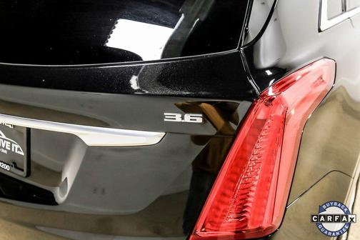 2017 Cadillac XT5 Premium Luxury