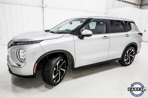 2022 Mitsubishi Outlander SE