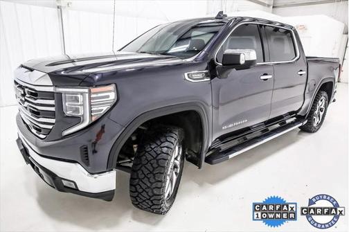 2022 GMC Sierra 1500 SLT