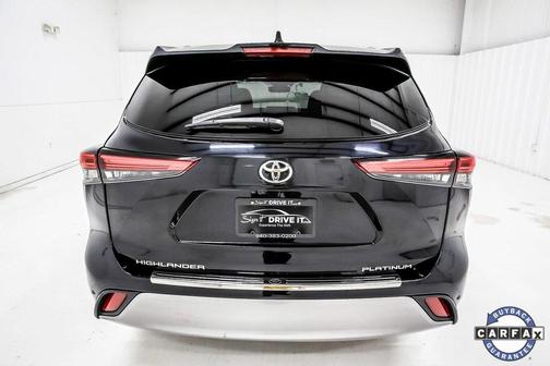 2022 Toyota Highlander Platinum