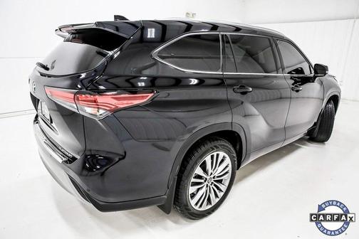 2022 Toyota Highlander Platinum