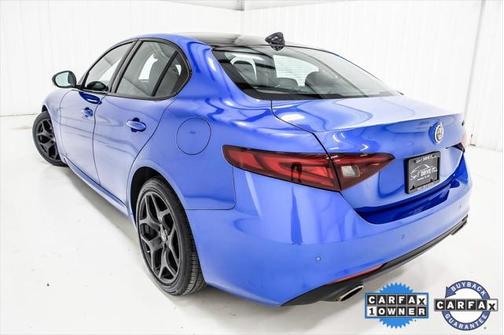 2021 Alfa Romeo Giulia Base