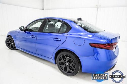 2021 Alfa Romeo Giulia Base