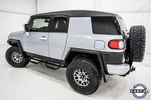 2014 Toyota FJ Cruiser Base