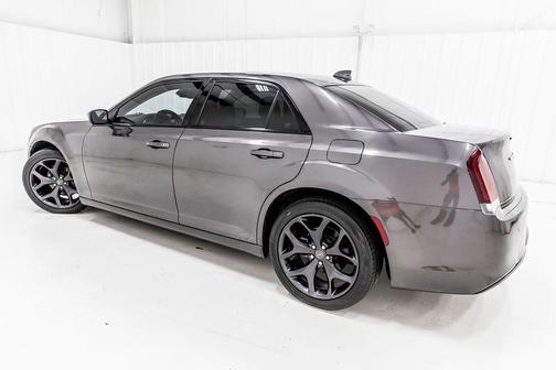 Granite Crystal Metallic Clearcoat 2021 Chrysler 300 Touring