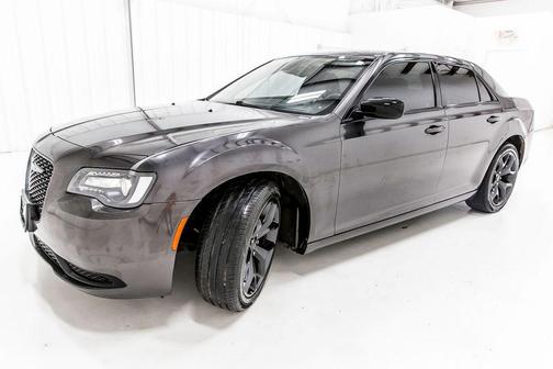 Granite Crystal Metallic Clearcoat 2021 Chrysler 300 Touring