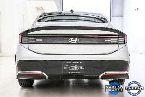 2025 Hyundai SONATA Hybrid SE