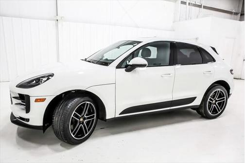 2021 Porsche Macan Base
