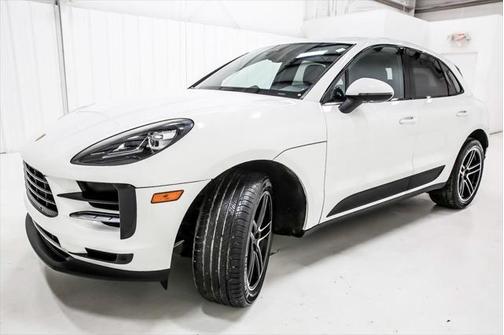 2021 Porsche Macan Base