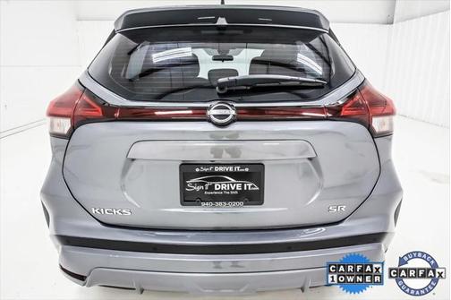 2022 Nissan Kicks SR
