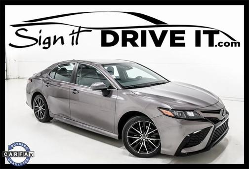 2022 Toyota Camry SE