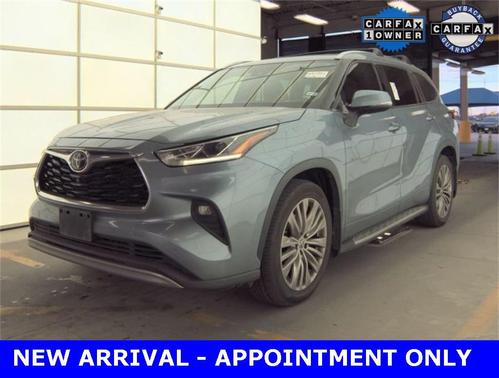 2022 Toyota Highlander Platinum