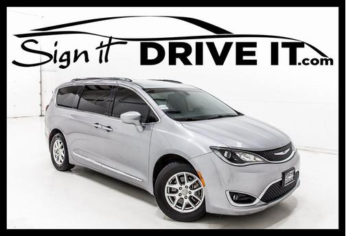 2020 Chrysler Pacifica Touring L