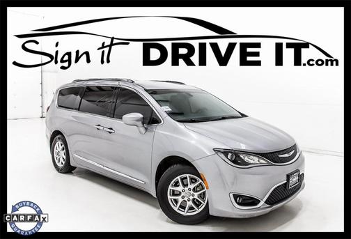 2020 Chrysler Pacifica Touring L