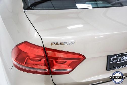 2015 Volkswagen Passat 2.0L TDI DSG SE w/Sunroof