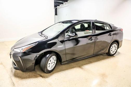 2021 Toyota Prius L