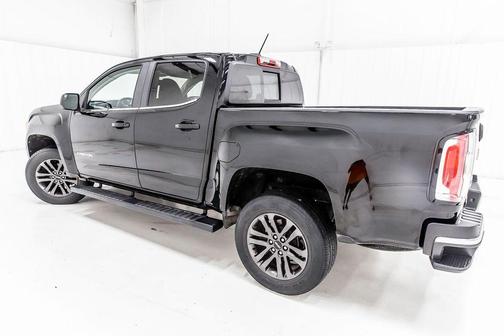 Onyx Black 2020 GMC Canyon SLE