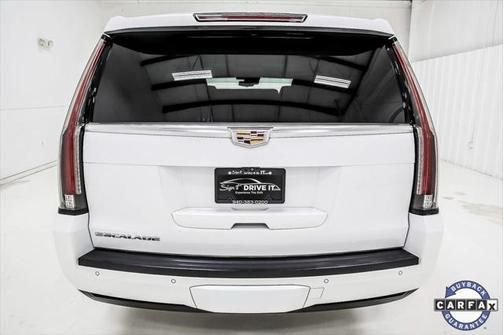 2017 Cadillac Escalade Luxury