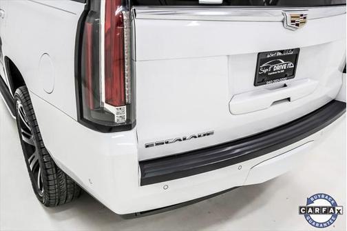 2017 Cadillac Escalade Luxury