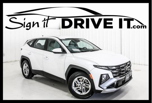 2025 Hyundai TUCSON SE