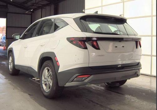 2025 Hyundai TUCSON SE