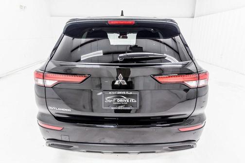 2024 Mitsubishi Outlander ES 2.5 2WD