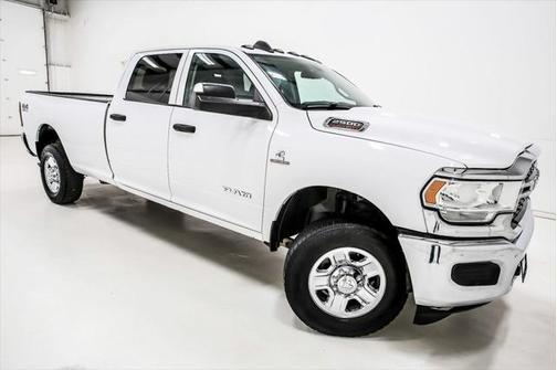 2020 RAM 2500 Tradesman Crew Cab 4X4 8' Box