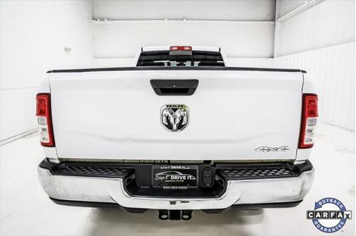 2020 RAM 2500 Tradesman Crew Cab 4X4 8' Box