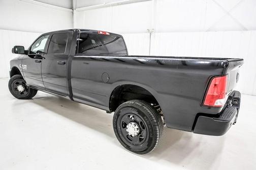 2018 RAM 2500 Tradesman Crew Cab 4x4 8' Box
