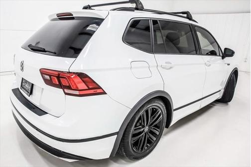 2021 Volkswagen Tiguan 2.0T SE R-Line Black