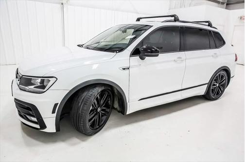 2021 Volkswagen Tiguan 2.0T SE R-Line Black