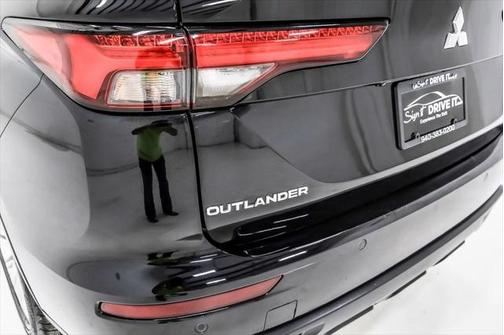 2022 Mitsubishi Outlander ES 2.5 2WD