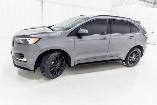 Carbonized Gray Metallic 2022 Ford Edge ST Line