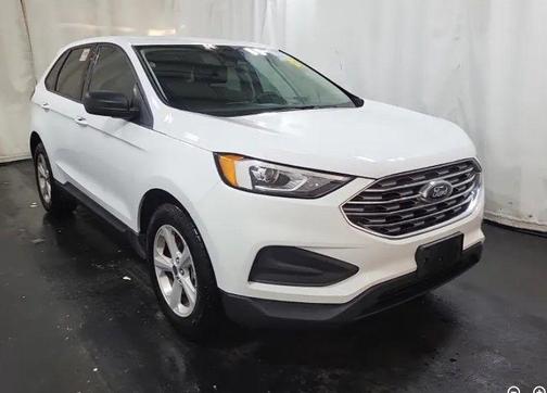 Oxford White 2021 Ford Edge SE