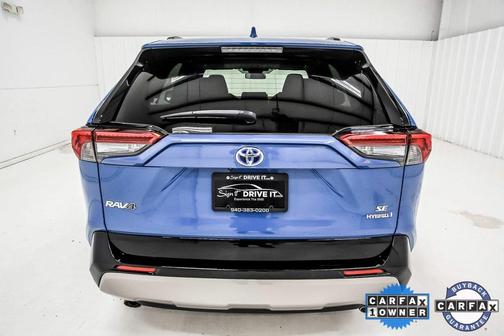 2022 Toyota RAV4 Hybrid SE
