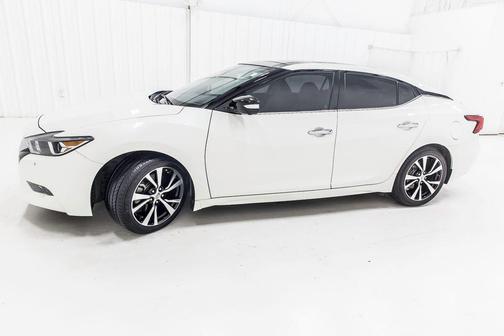 Pearl White 2018 Nissan Maxima 3.5 Platinum