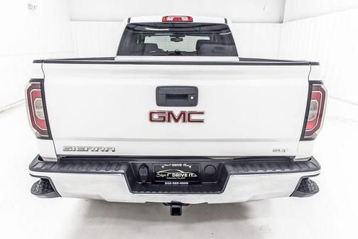 White Frost Tricoat 2018 GMC Sierra 1500 SLT