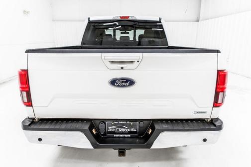 White Platinum Clearcoat Metallic 2018 Ford F-150 Lariat