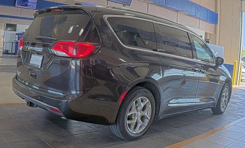 2019 Chrysler Pacifica Touring-L Plus