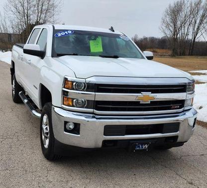 White 2019 Chevrolet Silverado 2500 LT
