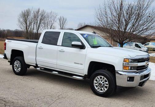 White 2019 Chevrolet Silverado 2500 LT