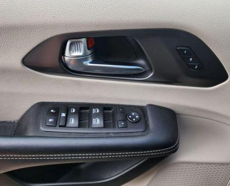 Gray 2023 Chrysler Pacifica Touring-L