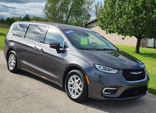 Gray 2023 Chrysler Pacifica Touring-L
