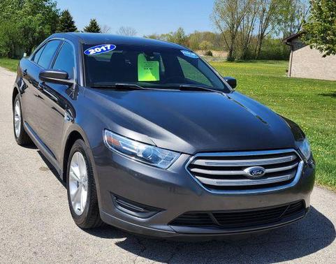 Gray 2017 Ford Taurus SEL