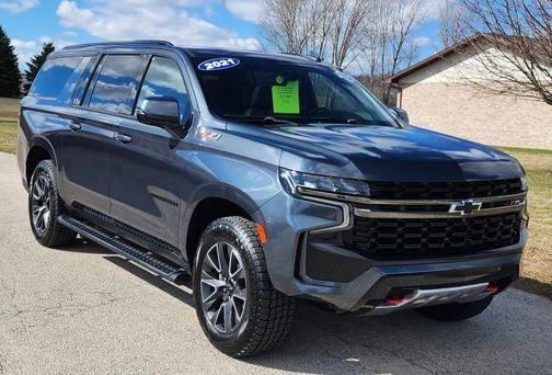 Gray 2021 Chevrolet Suburban Z71