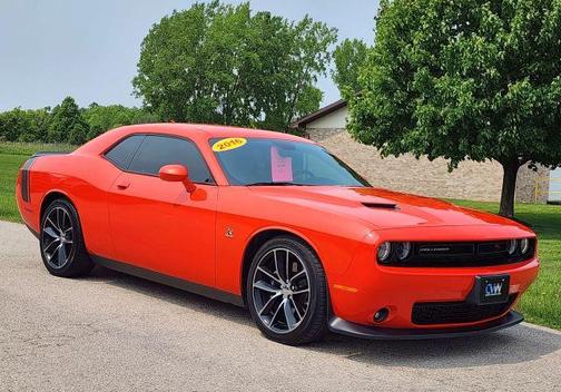 2016 Dodge Challenger R/T Scat Pack