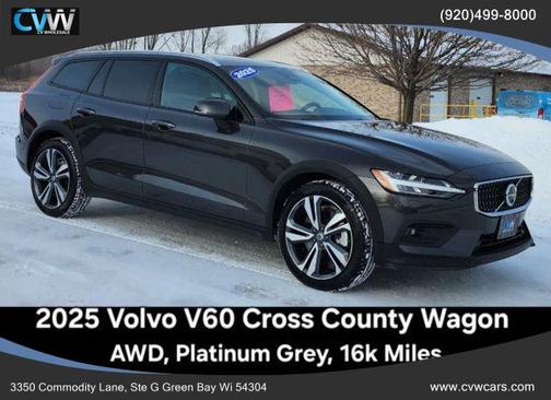 2025 Volvo V60 Cross Country B5 Plus