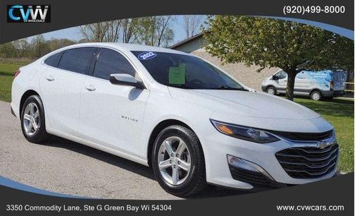 White 2022 Chevrolet Malibu 1LS