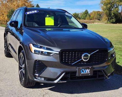 2025 Volvo XC60 B5 Plus