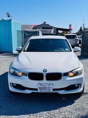 2015 BMW 328 4dr Sdn 328i RWD
